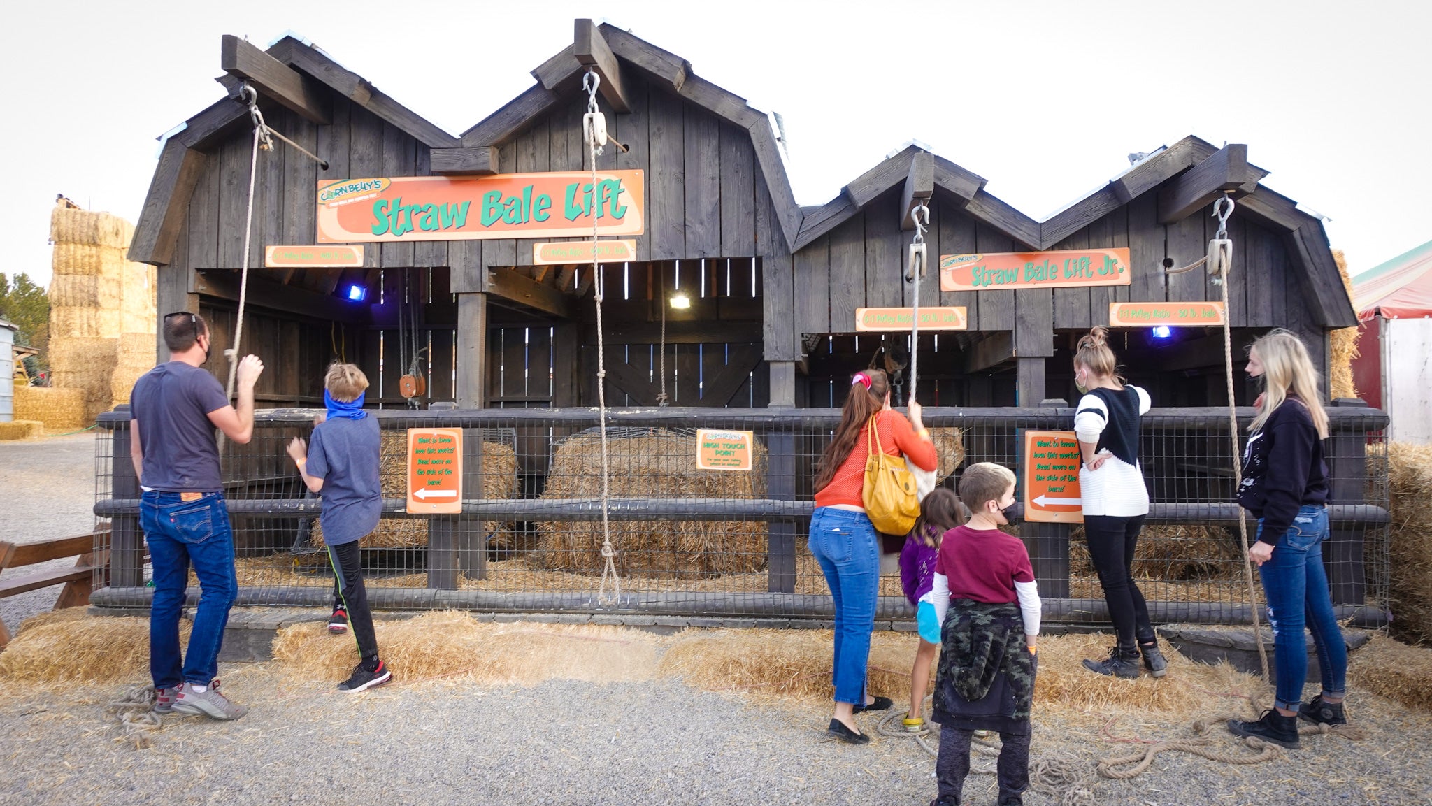 Straw Bale Lift