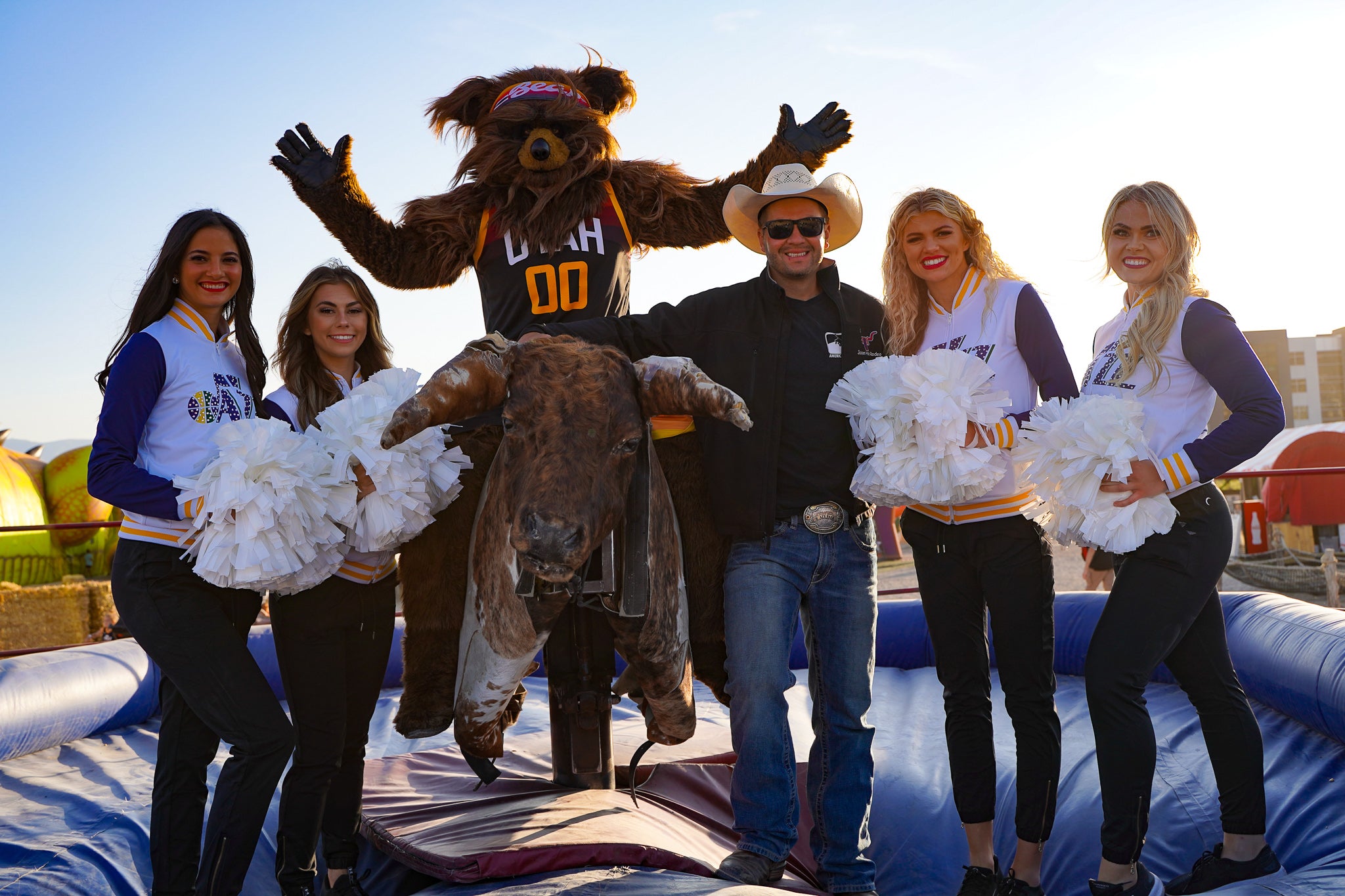 Our self-guided teambuilding experiences include a printed teambuilding facilitation guide, team basics overview, & teambuilding passport that can help you create a unique adventure for your group.