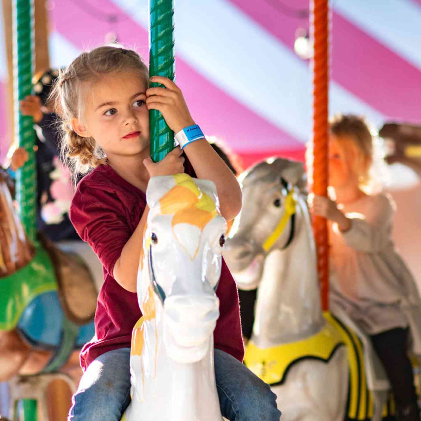 With more then 55 attractions at Cornbelly's to entertain our guests, we have many positions that require someone with good people skills, since you'll be interacting with our guests firsthand. Attractions include everything from the corn maze and apple blasters to gemstone mining and the Jumbo Jumper air-pillows!