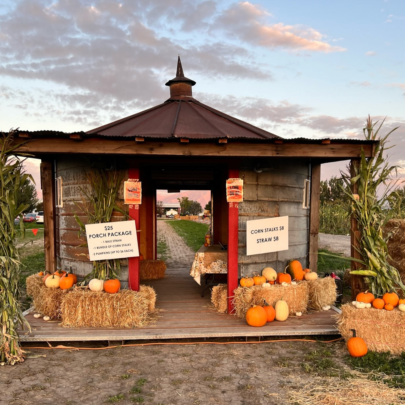Before ending your visit to our Spanish Fork countryside location, you may want to make a final stop in our Exit Silo to purchase pumpkins, harvest porch supplies, or one last souvenir or treat.