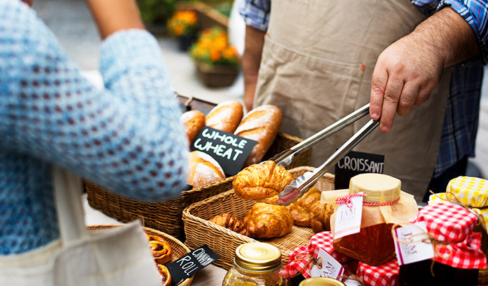 7 Foods That Are Best Enjoyed at a Fall Festival